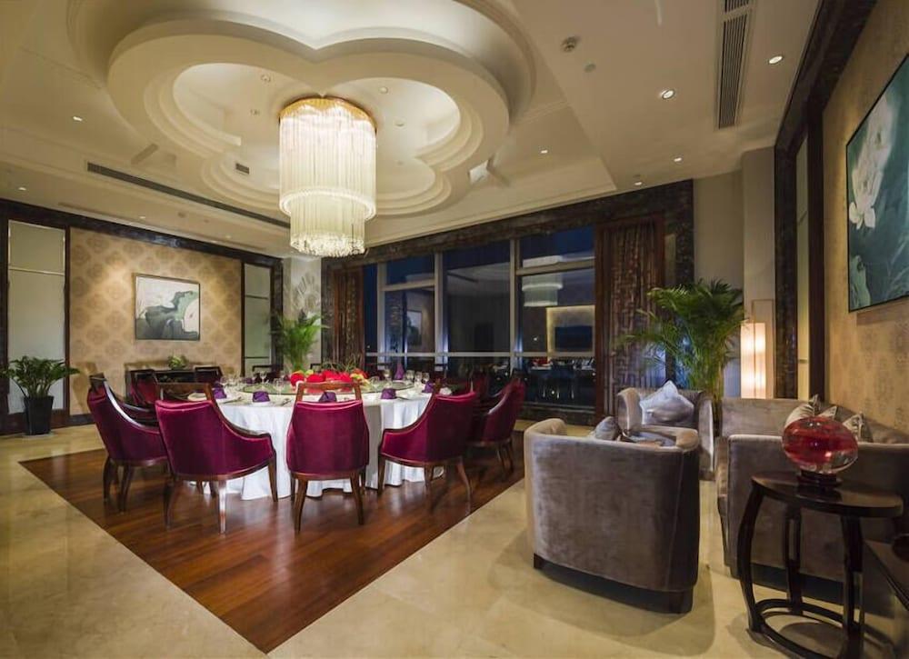 Haili New Century Grand Hotel Haiyan Haiyan  Экстерьер фото